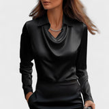 Gabriela - Blusa de Cetim com Decote