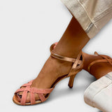 Carla – Saltos De Elegancia e Conforto