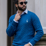 GIRAFFE - CABLE KNIT SWEATER