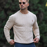 GIRAFFE - CABLE KNIT SWEATER